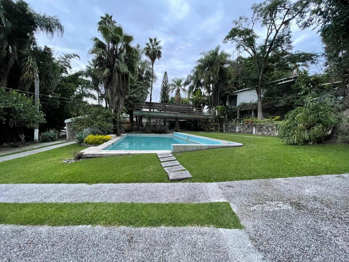 Auto Hotel Jardines De Amatitlan Куернавака Екстериор снимка