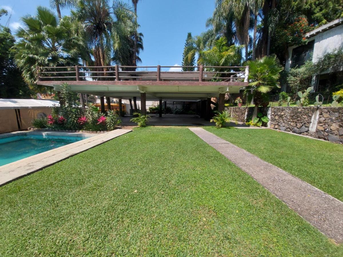Auto Hotel Jardines De Amatitlan Куернавака Екстериор снимка